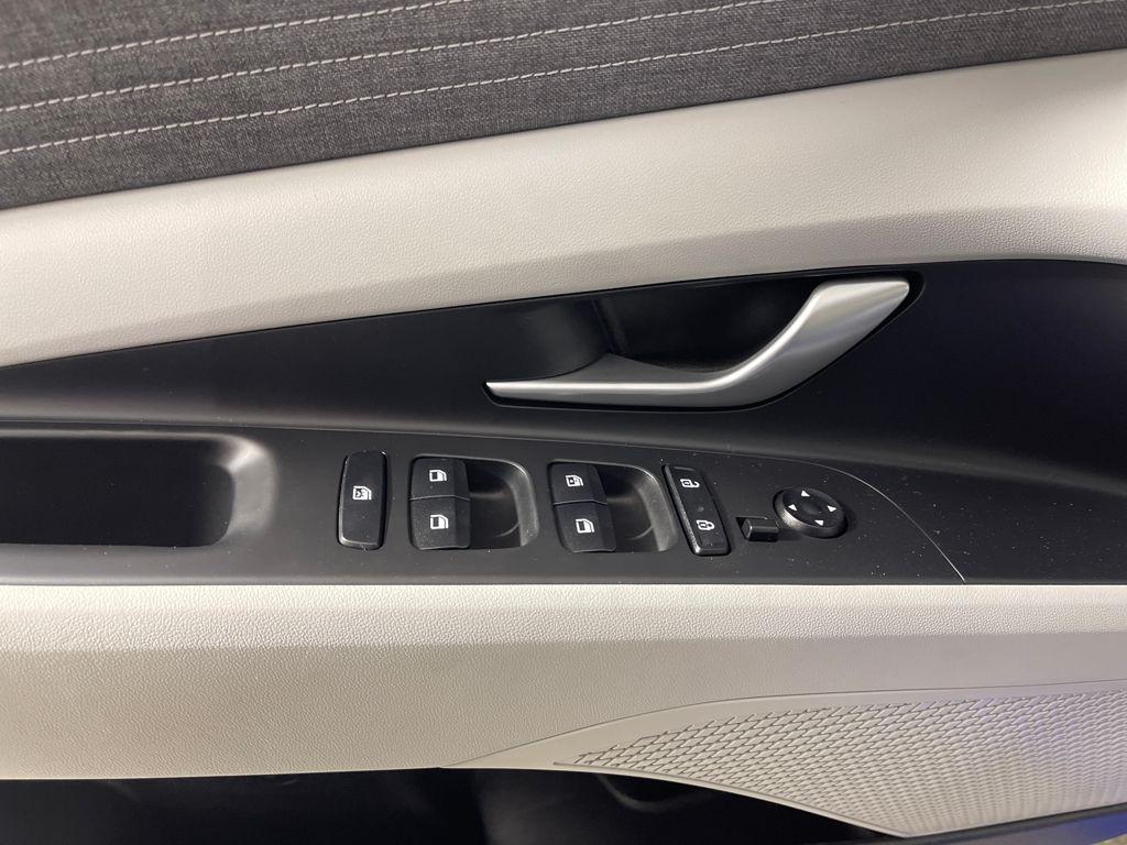 used 2023 Hyundai Elantra car, priced at $21,977