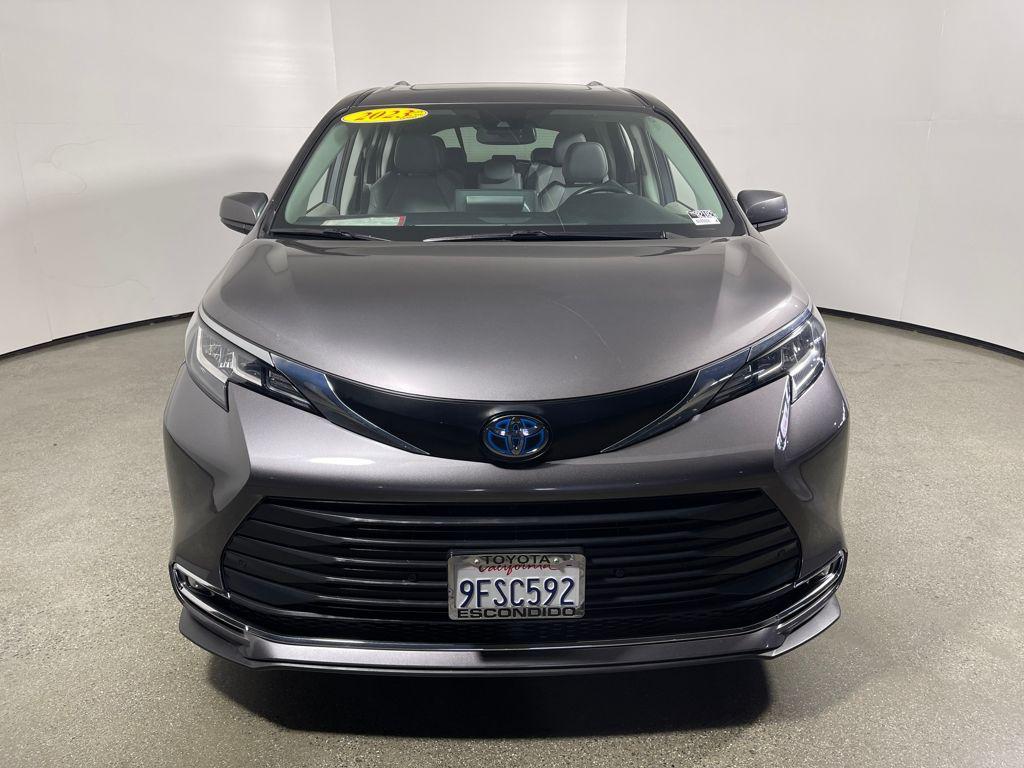 used 2023 Toyota Sienna car, priced at $39,998