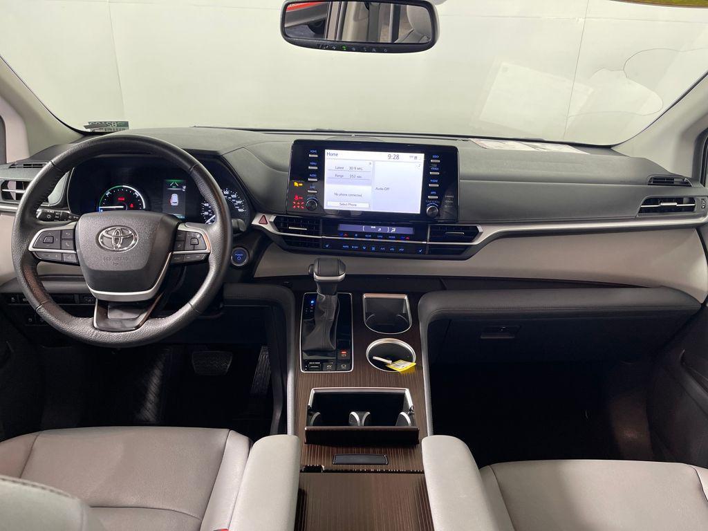 used 2023 Toyota Sienna car, priced at $39,998