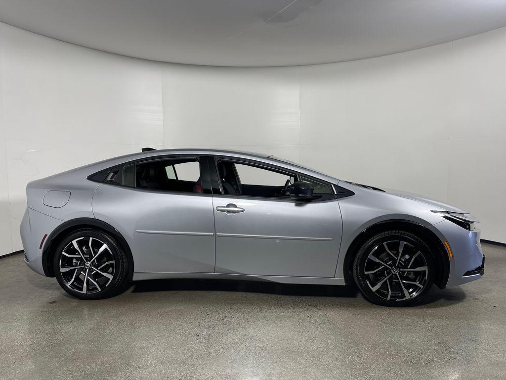 new 2026 Toyota Prius Plug-In Hybrid car, priced at $40,933