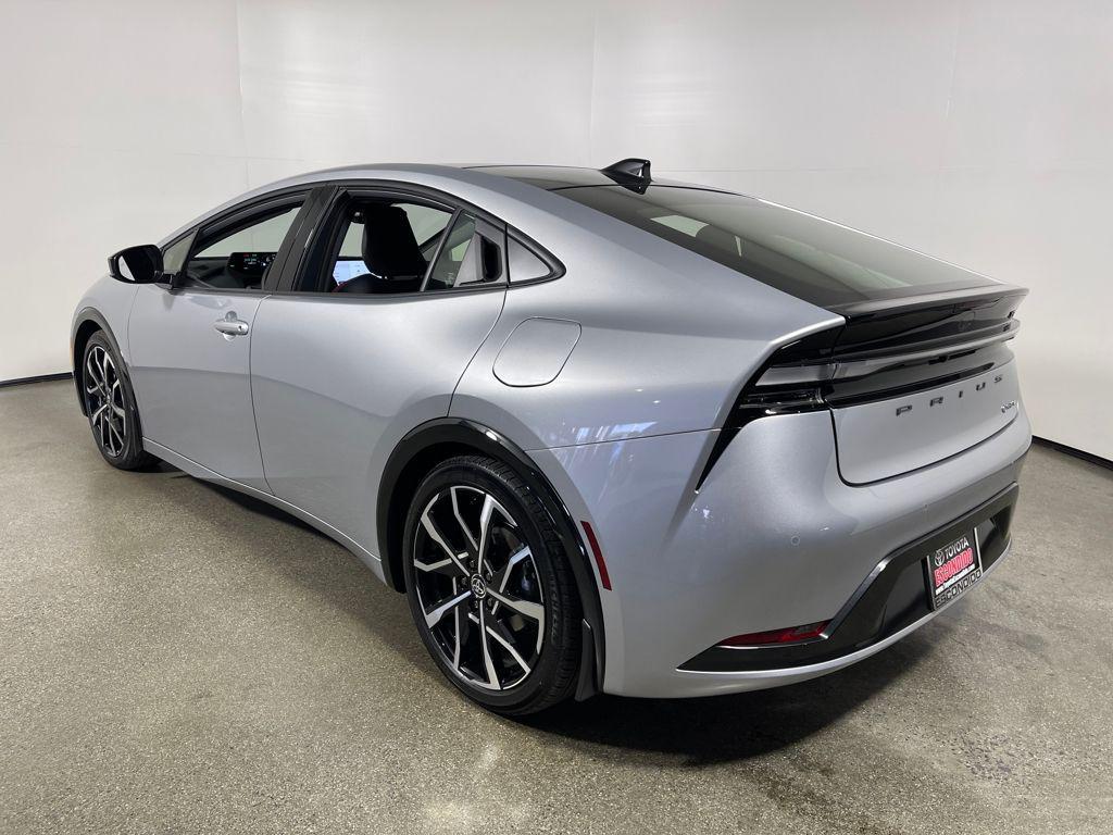 new 2026 Toyota Prius Plug-In Hybrid car, priced at $39,800