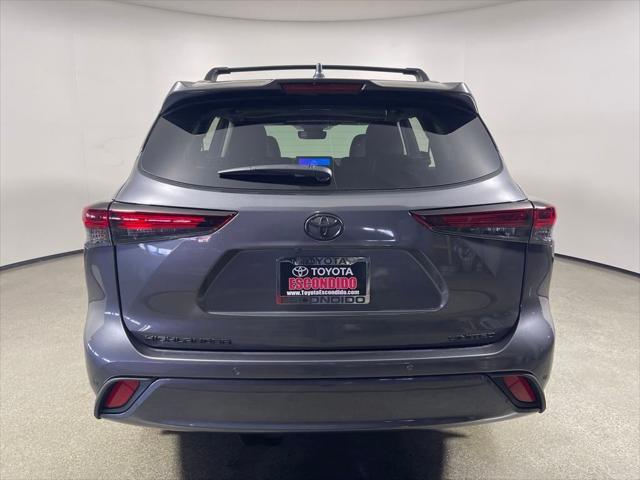 new 2025 Toyota Highlander car, priced at $52,475