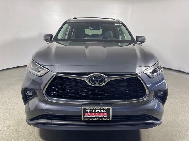 new 2025 Toyota Highlander car, priced at $52,475