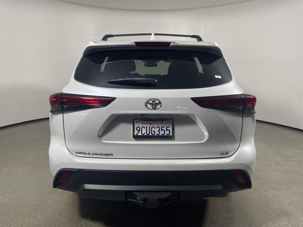 used 2022 Toyota Highlander car, priced at $38,995