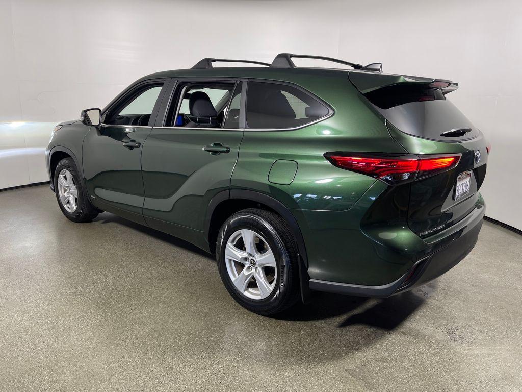 used 2023 Toyota Highlander Hybrid car, priced at $34,998