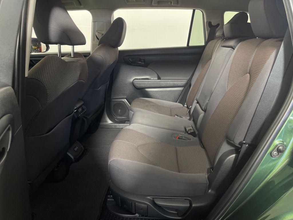 used 2023 Toyota Highlander Hybrid car, priced at $34,998