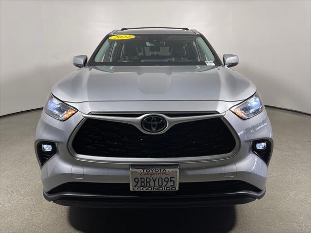 used 2022 Toyota Highlander car, priced at $38,998