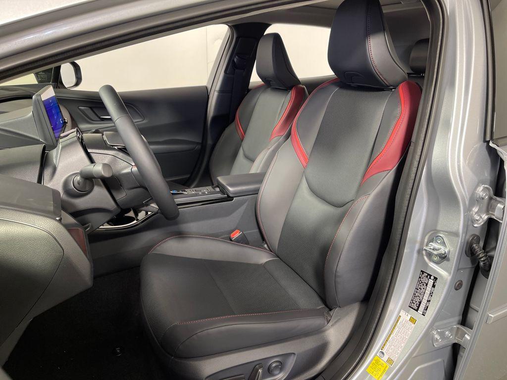 new 2026 Toyota Prius Plug-In Hybrid car, priced at $40,933