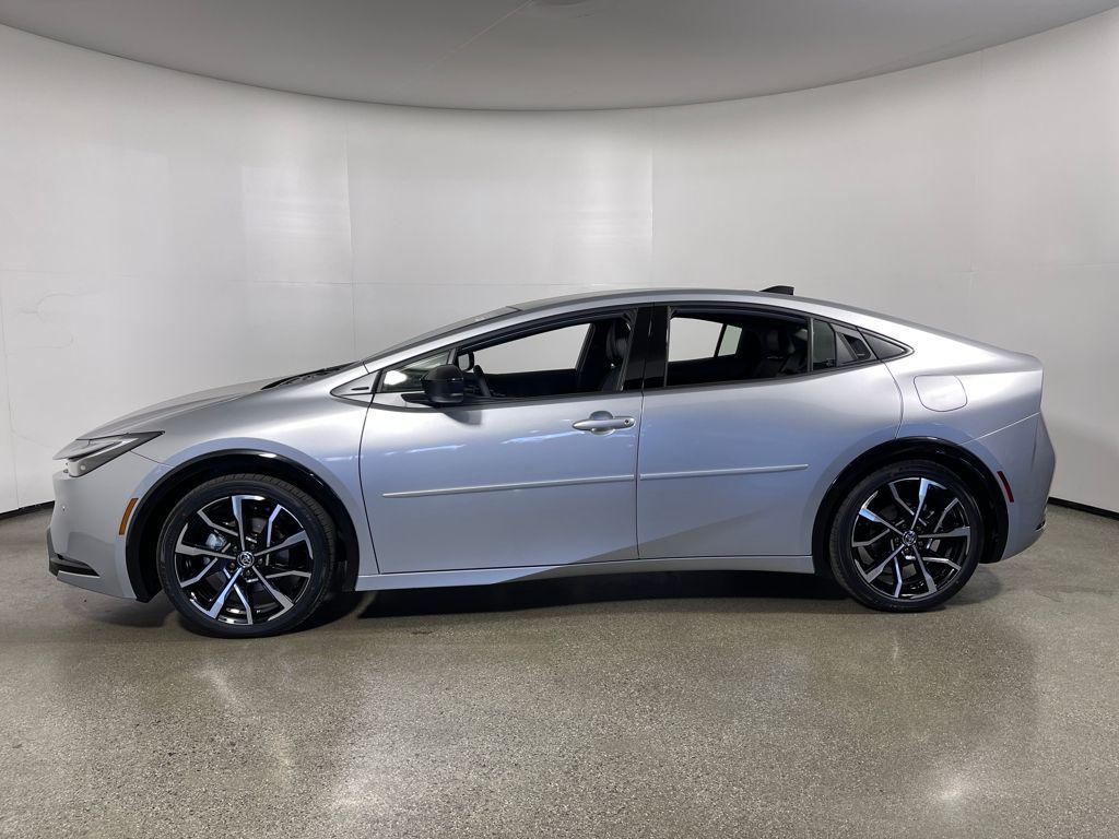 new 2026 Toyota Prius Plug-In Hybrid car, priced at $40,933