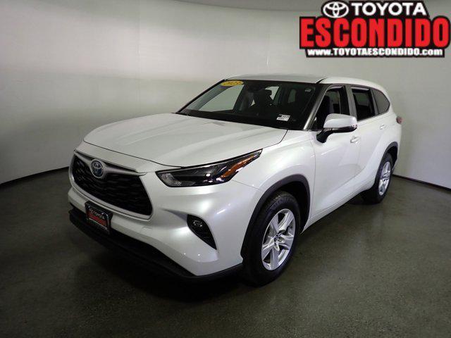 used 2023 Toyota Highlander Hybrid car, priced at $41,498