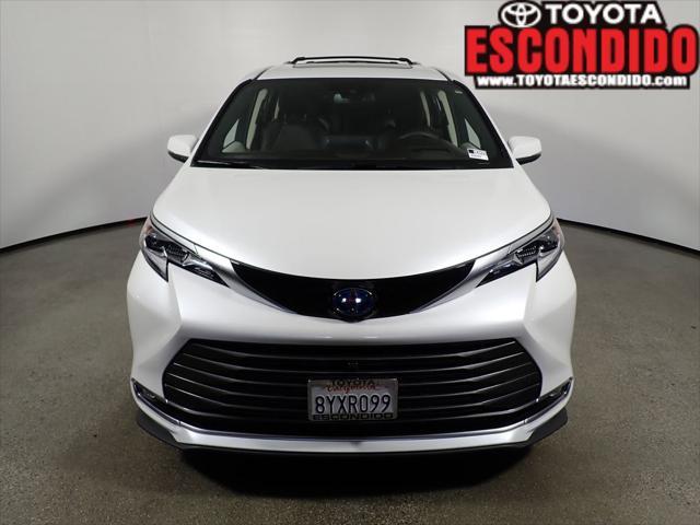 used 2022 Toyota Sienna car, priced at $52,577