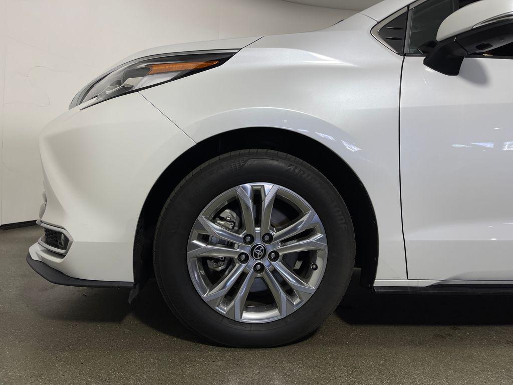 used 2022 Toyota Sienna car, priced at $49,447
