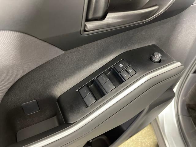 new 2025 Toyota Highlander car, priced at $44,588