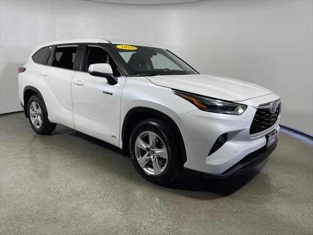 used 2021 Toyota Highlander Hybrid car, priced at $30,995