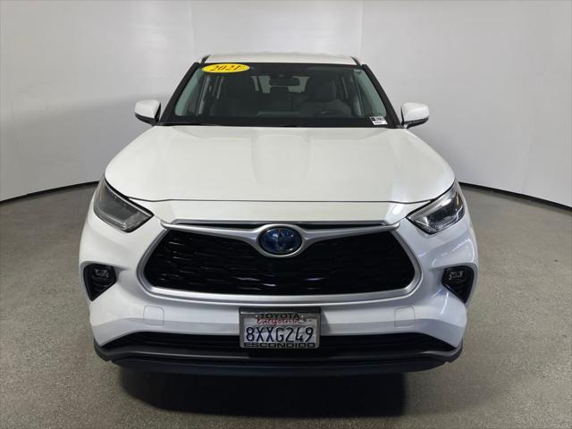used 2021 Toyota Highlander Hybrid car, priced at $30,995