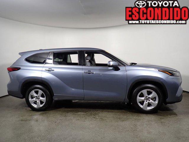 used 2022 Toyota Highlander car, priced at $31,777