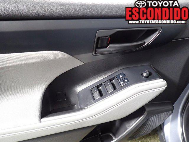 used 2022 Toyota Highlander car, priced at $31,777