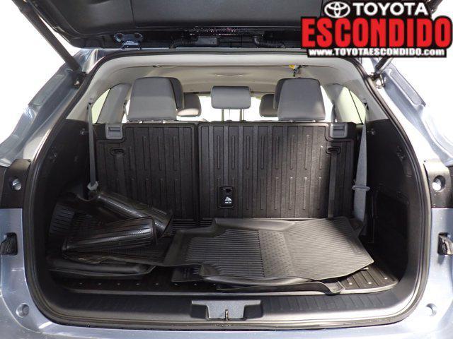 used 2022 Toyota Highlander car, priced at $31,777