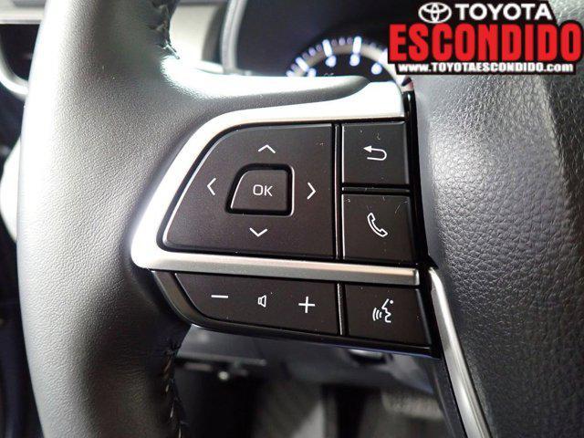 used 2022 Toyota Highlander car, priced at $31,777