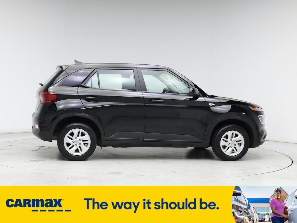 used 2022 Hyundai Venue car, priced at $18,998
