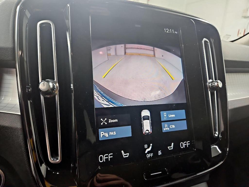 used 2021 Volvo XC40 car, priced at $29,998