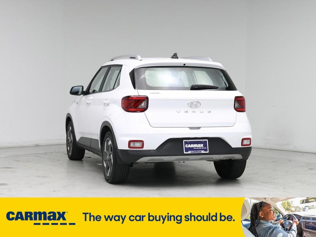 used 2022 Hyundai Venue car, priced at $19,998