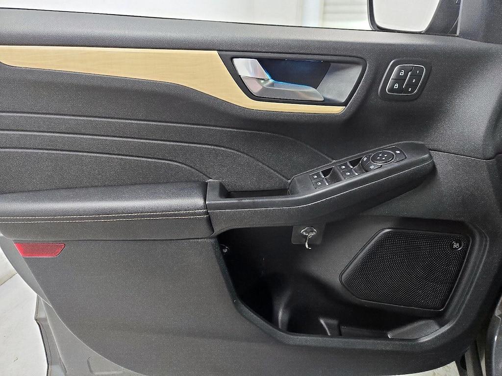 used 2022 Ford Escape PHEV car, priced at $27,998