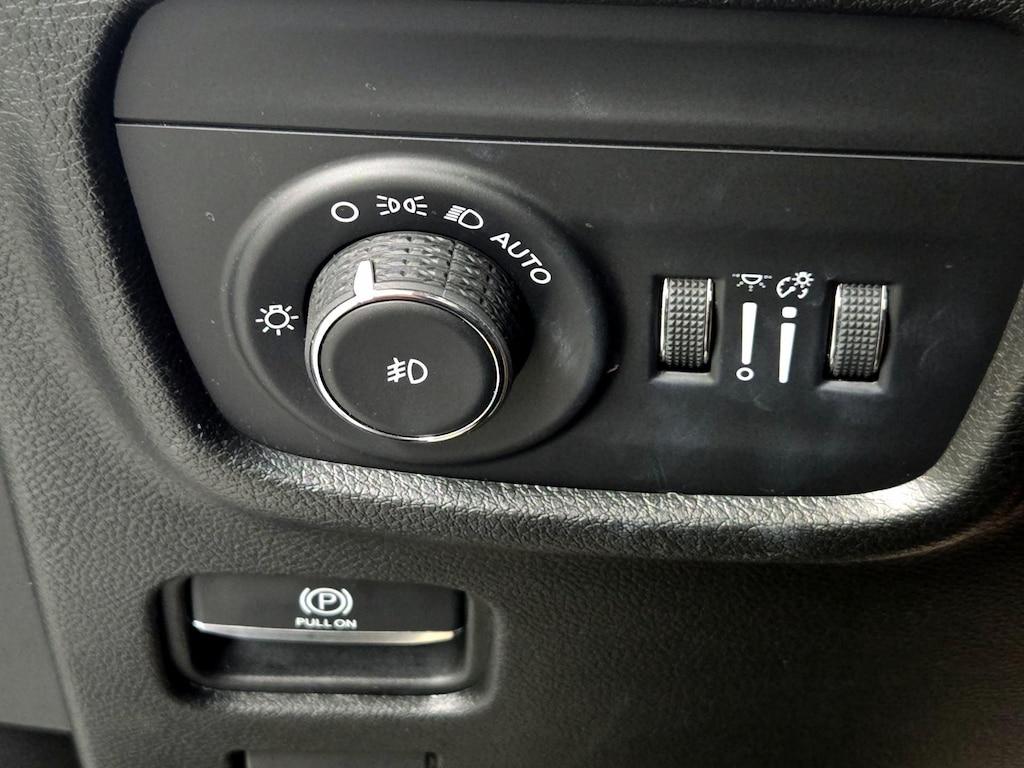 used 2022 Jeep Grand Cherokee car, priced at $35,998