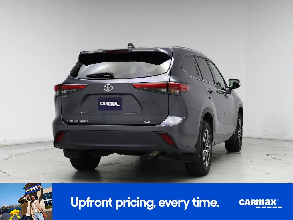 used 2021 Toyota Highlander car, priced at $36,998
