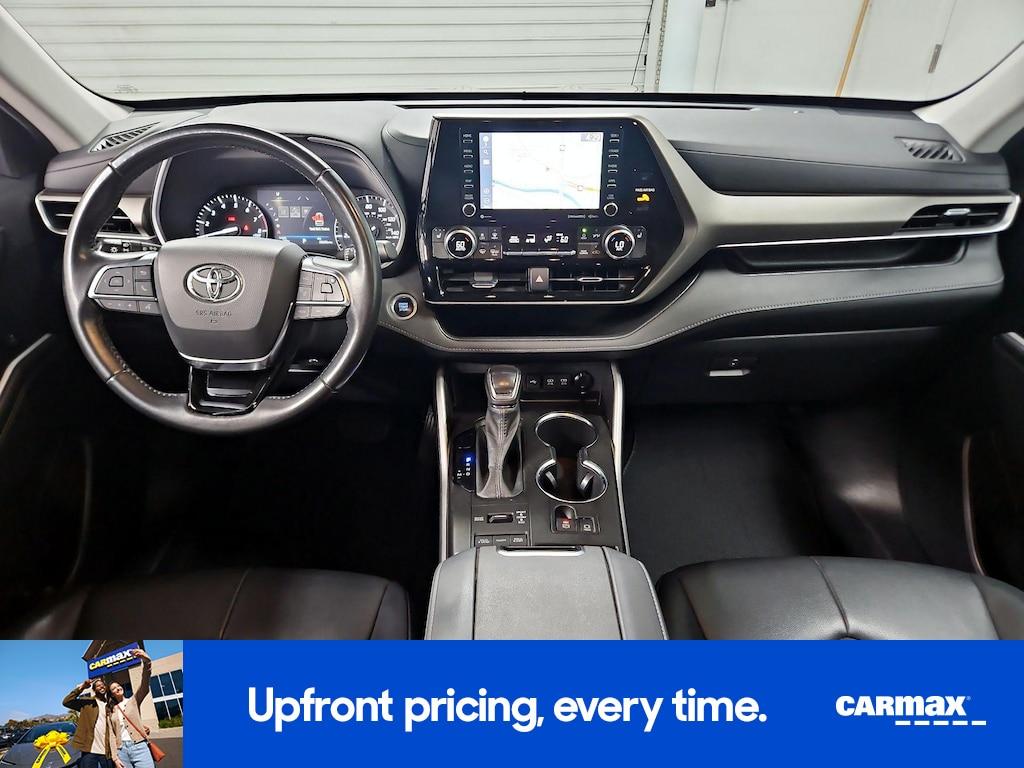 used 2021 Toyota Highlander car, priced at $36,998