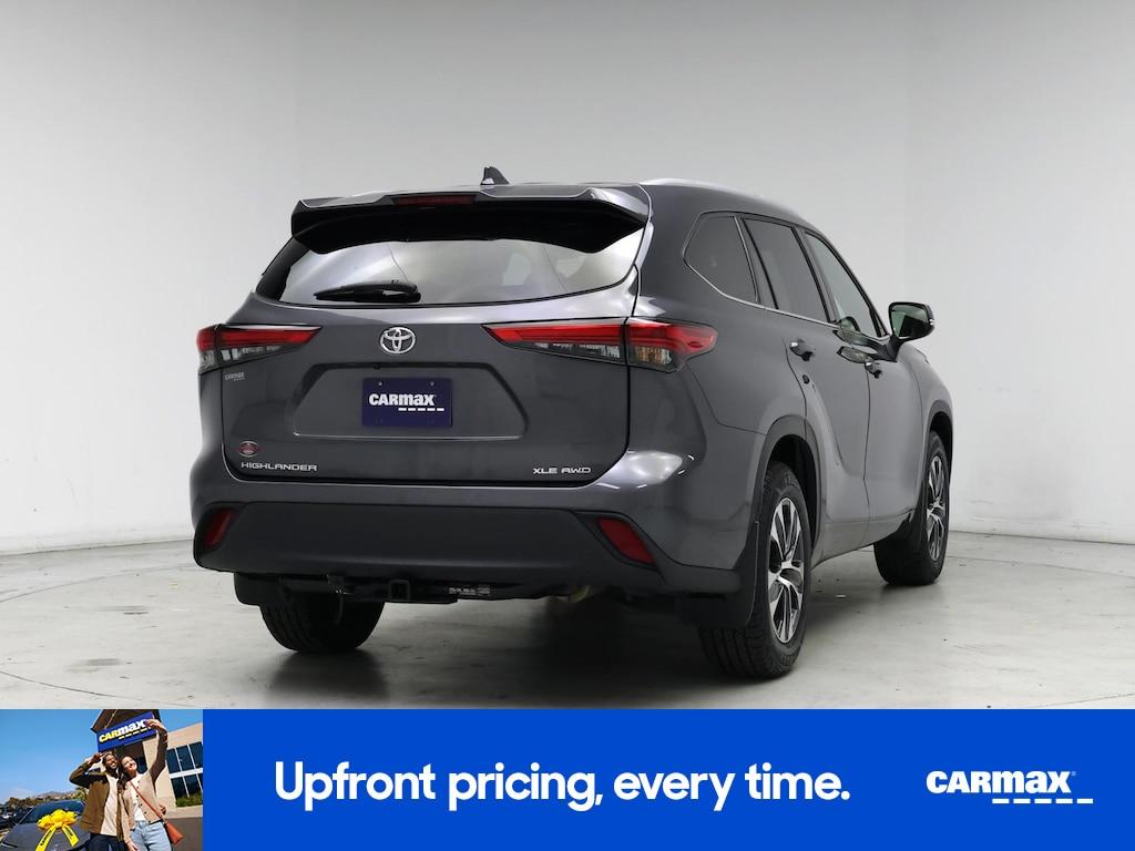 used 2022 Toyota Highlander car, priced at $36,998