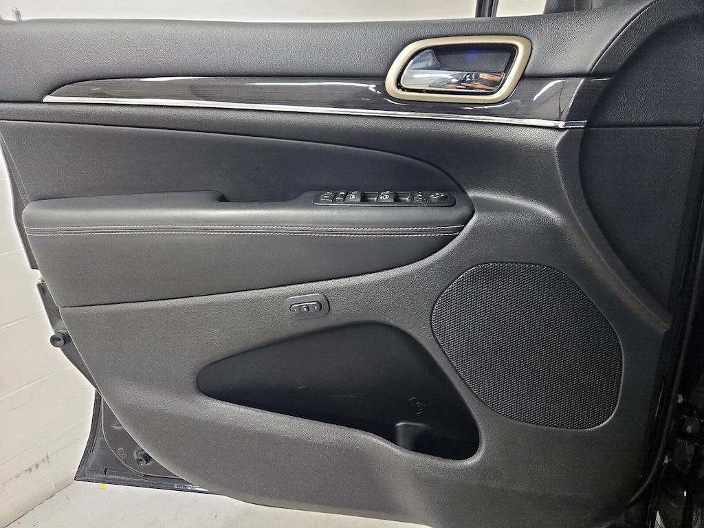 used 2015 Jeep Grand Cherokee car, priced at $21,998