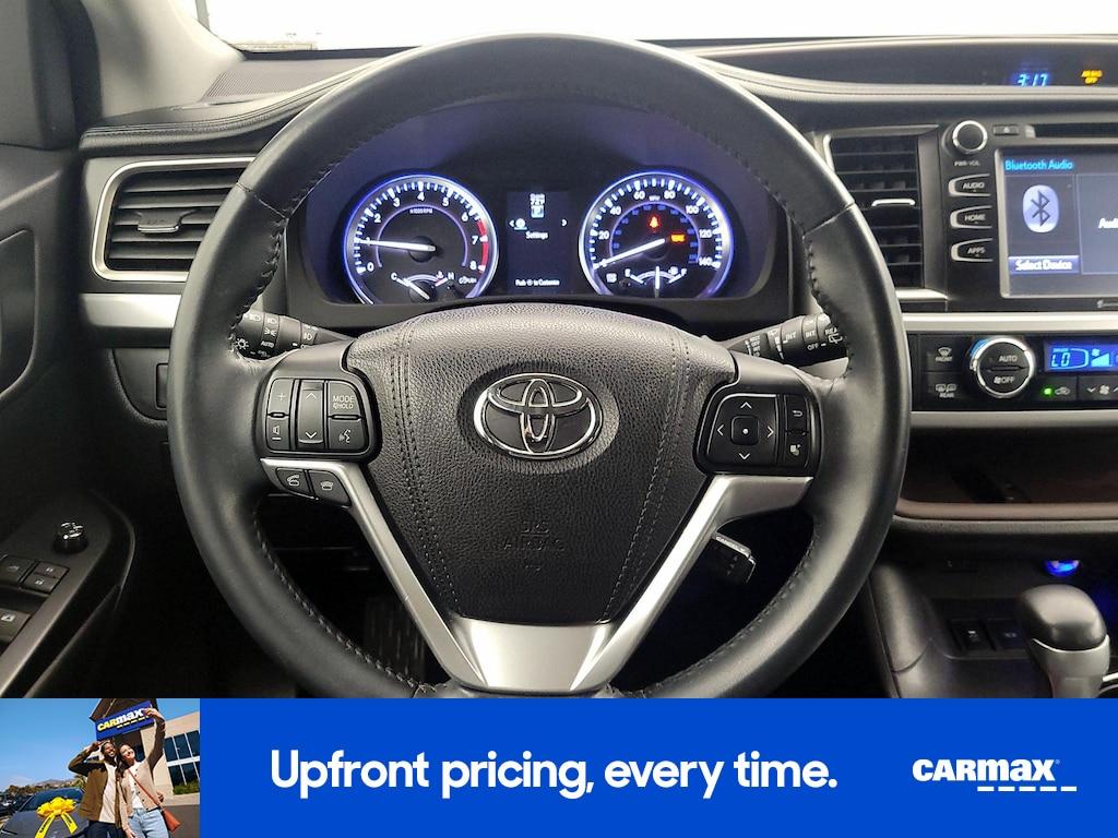 used 2016 Toyota Highlander car, priced at $21,998