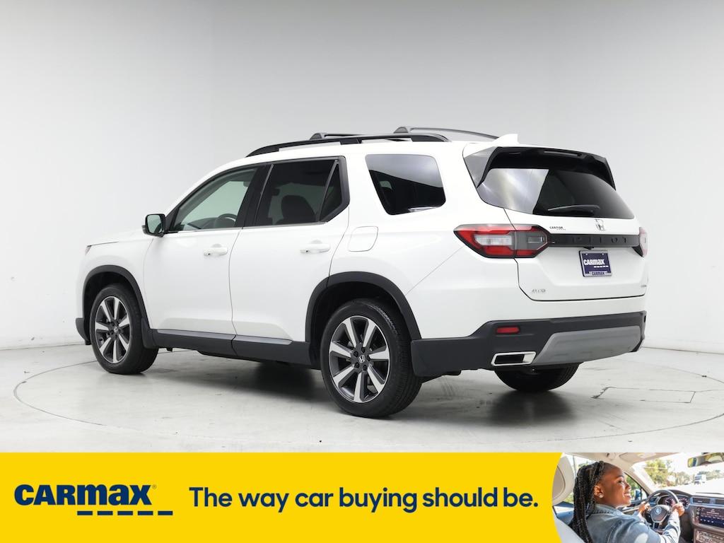 used 2024 Honda Pilot car, priced at $43,998
