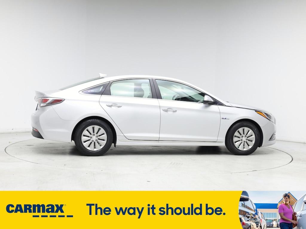 used 2016 Hyundai Sonata Hybrid car, priced at $12,998