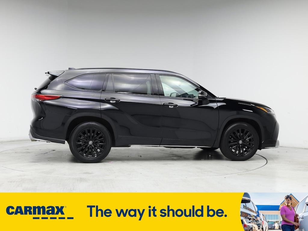 used 2023 Toyota Highlander car, priced at $43,998