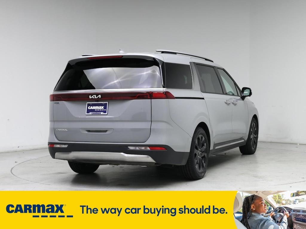 used 2024 Kia Carnival car, priced at $42,998