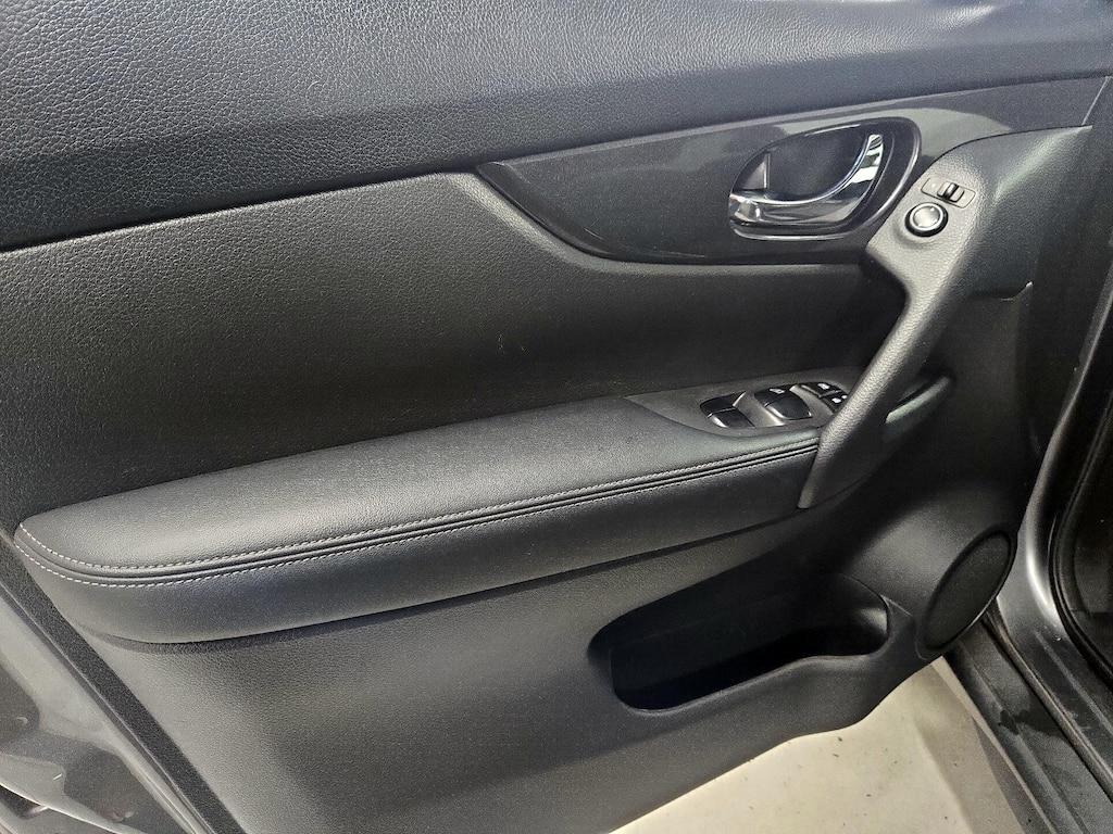 used 2020 Nissan Rogue car, priced at $13,998