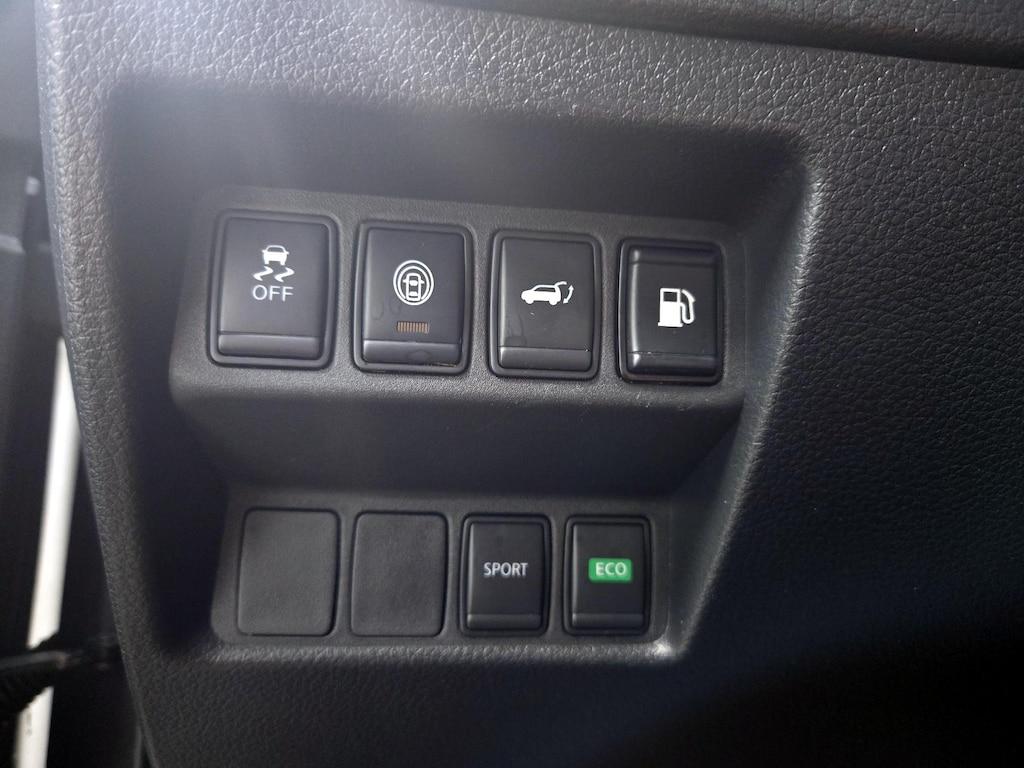 used 2020 Nissan Rogue car, priced at $13,998