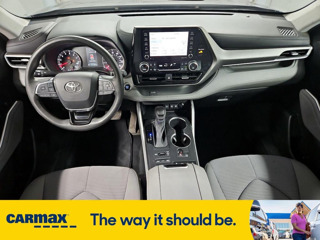 used 2021 Toyota Highlander car, priced at $30,998