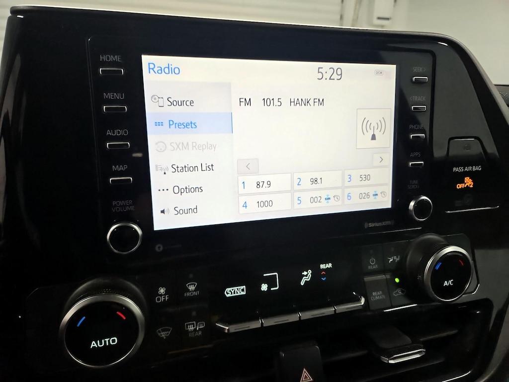 used 2021 Toyota Highlander car, priced at $30,998
