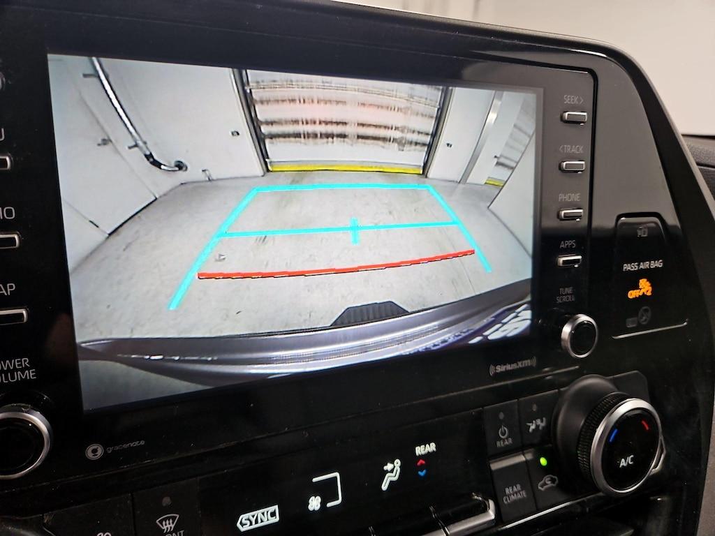 used 2021 Toyota Highlander car, priced at $30,998