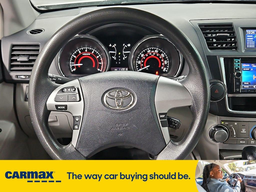 used 2013 Toyota Highlander car, priced at $16,998