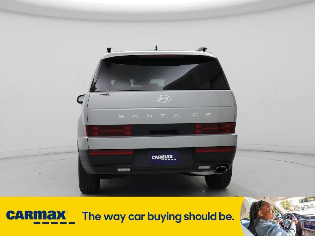 used 2024 Hyundai Santa Fe car, priced at $34,998