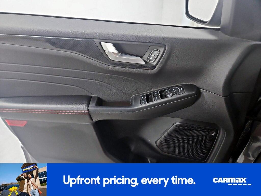 used 2023 Ford Escape car, priced at $25,998