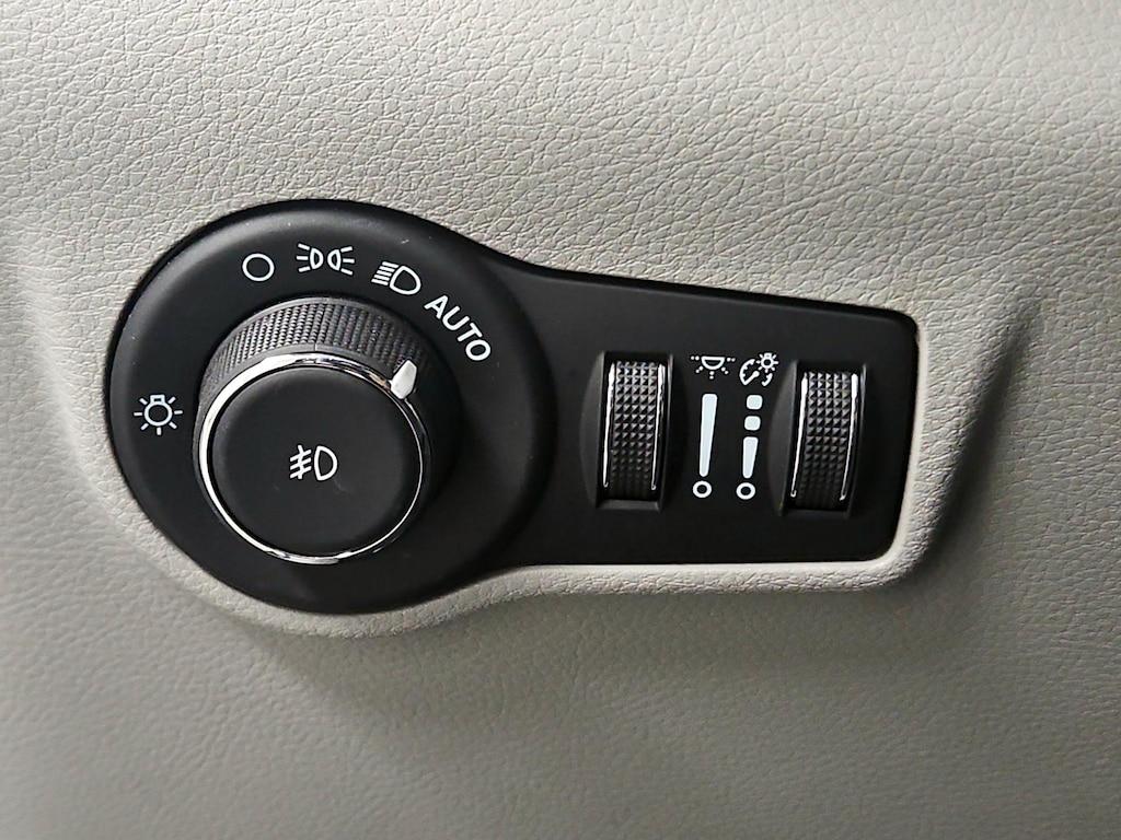used 2022 Jeep Compass car, priced at $21,998