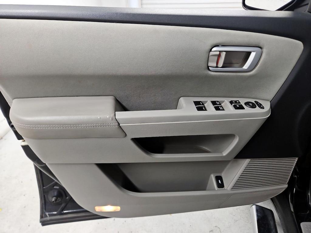used 2013 Honda Pilot car, priced at $14,599