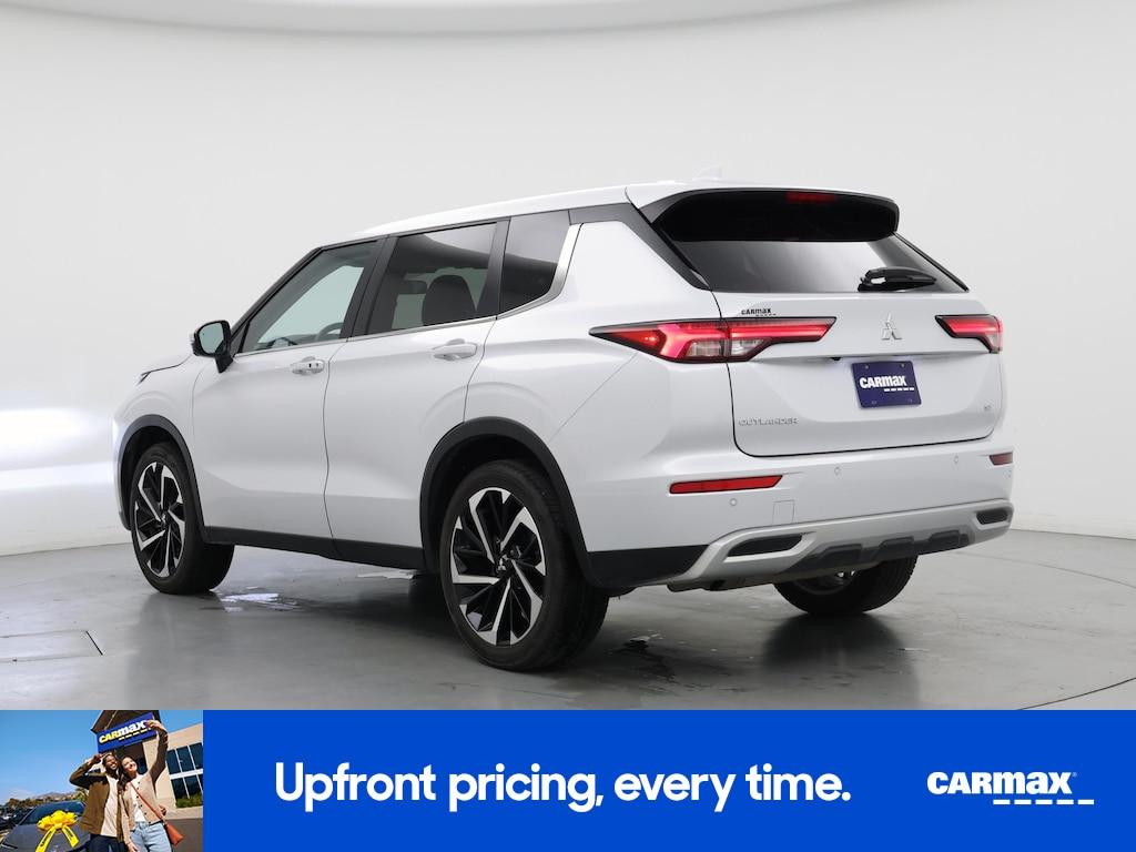 used 2024 Mitsubishi Outlander car, priced at $25,998