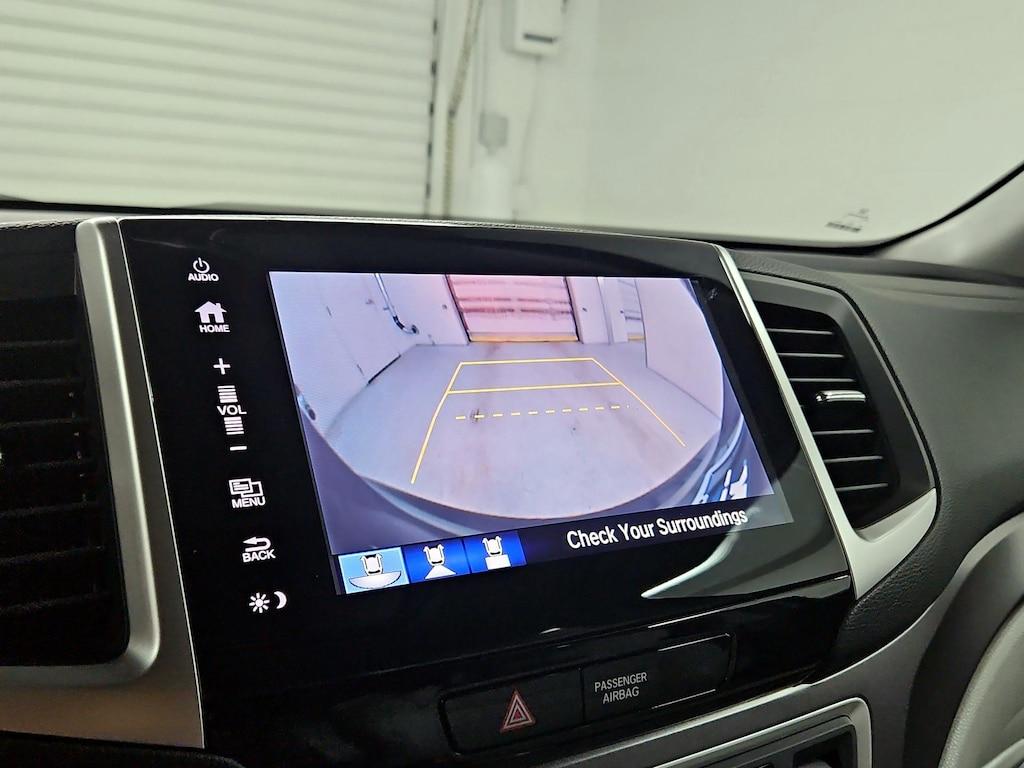used 2018 Honda Pilot car, priced at $27,998