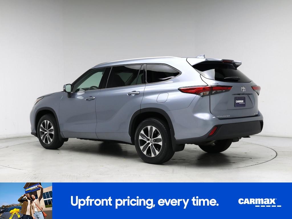 used 2020 Toyota Highlander car, priced at $36,998